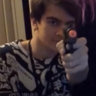 Максим Иванищев