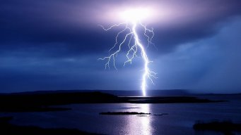 Nika_Lightning