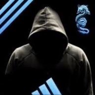 Миша Валакас