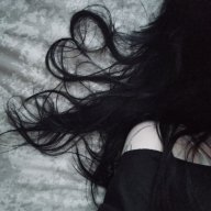 Akemi_Immobile
